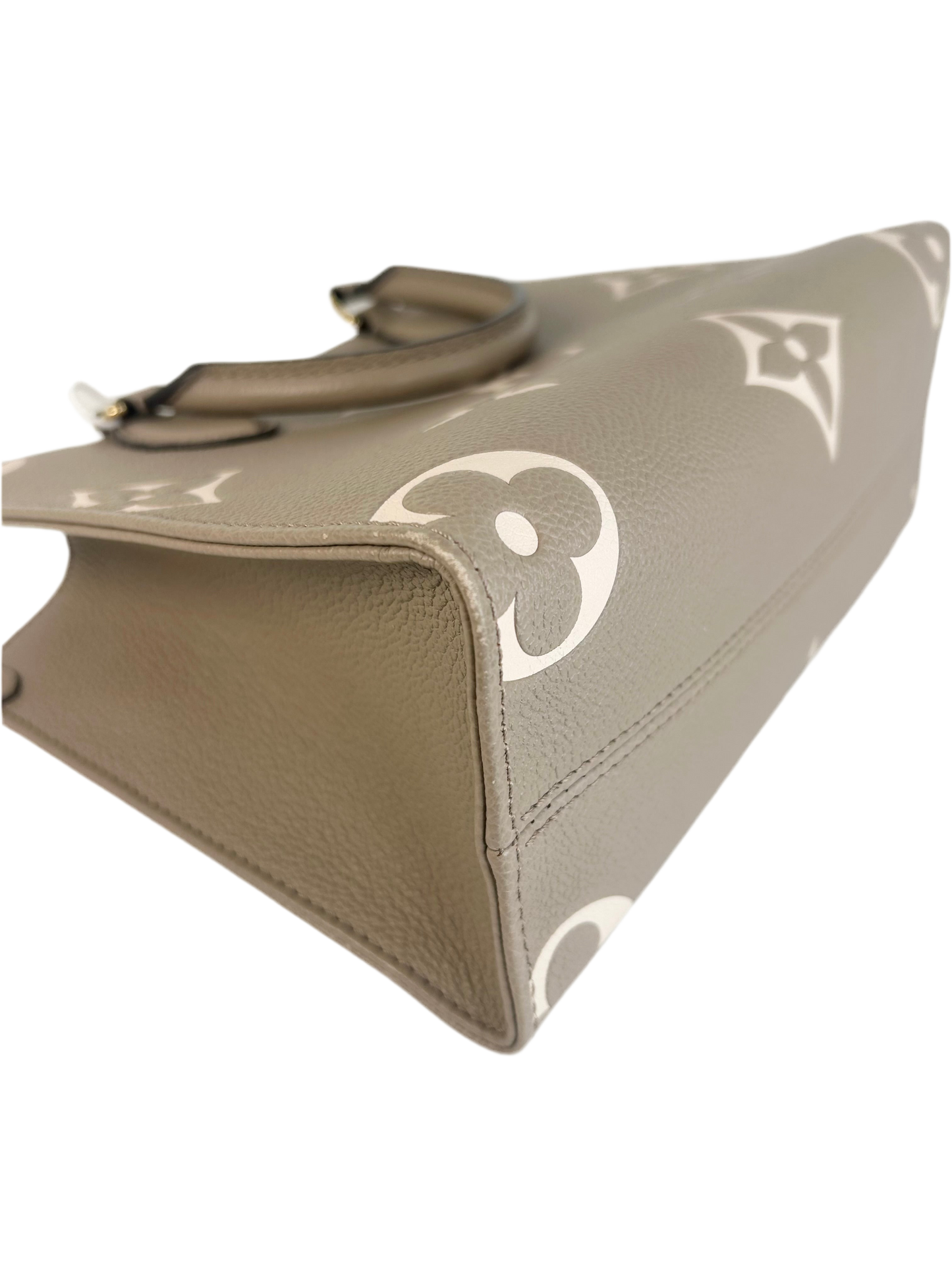 Louis Vuitton OnTheGo PM