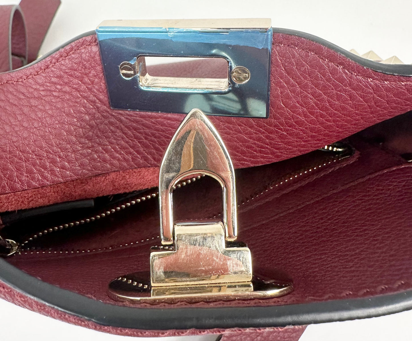 Valentino Garavani Rockstud Umhängetasche