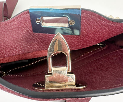 Valentino Garavani Rockstud Umhängetasche